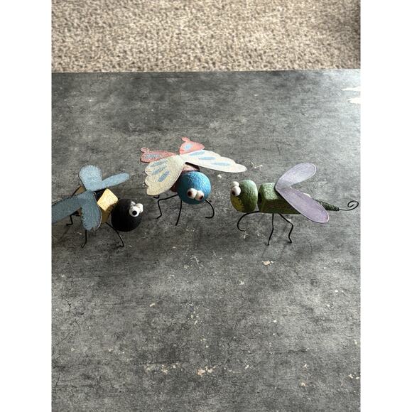 Vtg Hand Made Butterfly Bumblebee Dragonfly Wood & Metal Folk Art Figurines - Picture 2 of 10
